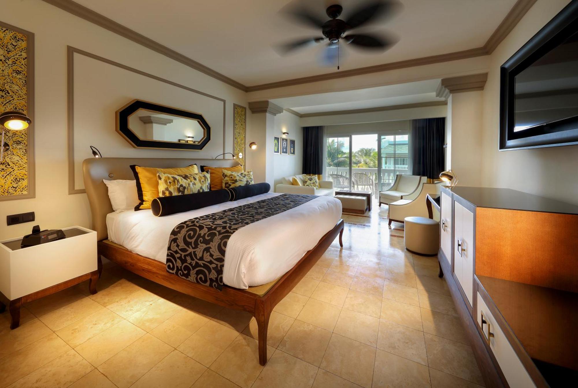 Junior Suite Beachside Ocean View