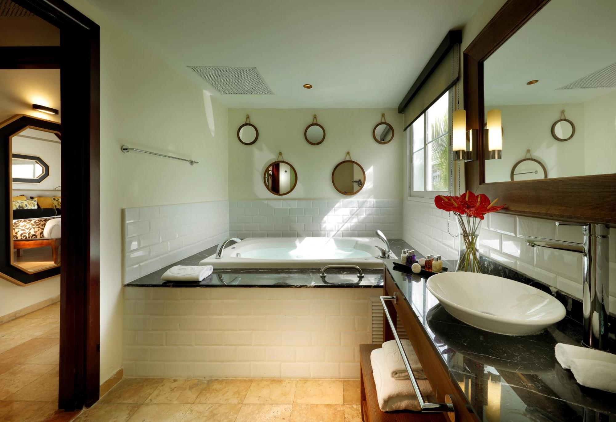 Suite Beachside Panoramic Ocean View